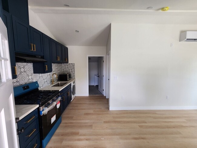 15940 Formby Dr
