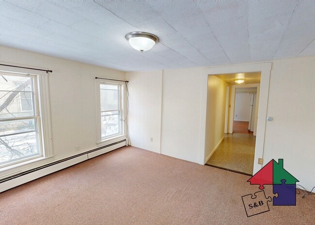Building Photo - 225 Elm St Unit #1
