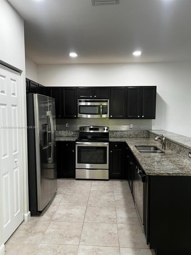 Photo - 11512 SW 151st Ave
