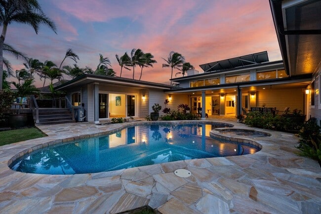 Building Photo - 145 Kaimoani Way