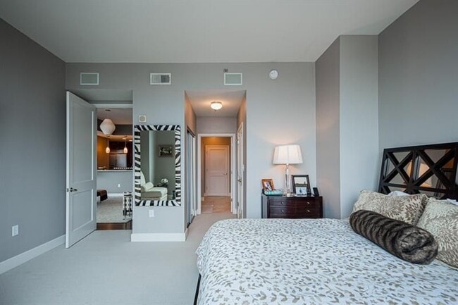 Photo - 2795 Peachtree Rd NE Unit 1909