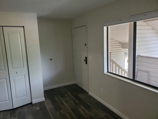 Photo - 1705 Heatheridge Rd Unit J205