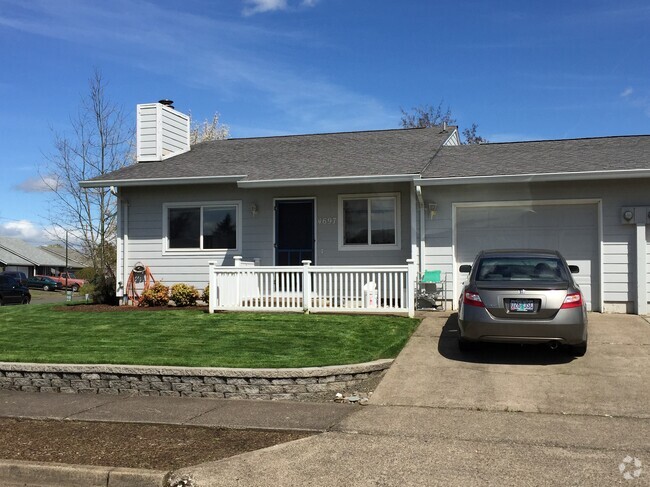 Building Photo - 4697 Marshall Ave Rental