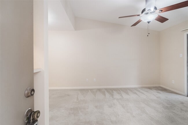 Photo - 3300 Pebblebrook Dr