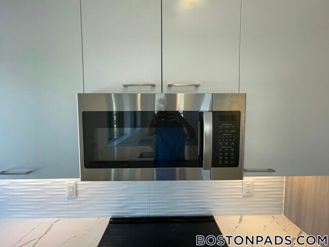 Photo - 1079 Commonwealth Ave Unidad 410