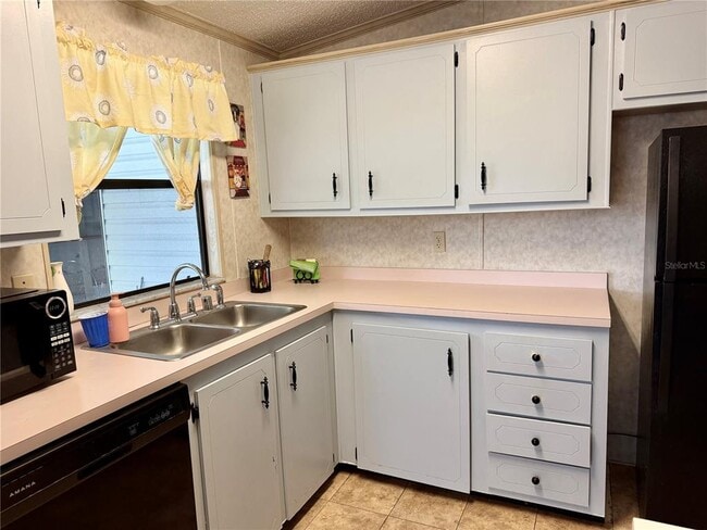 4637 Belle Grove