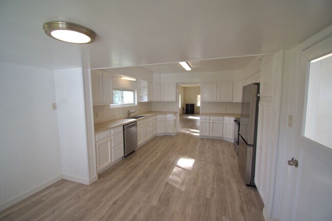 Photo - Lovely remodeled home with a shop!