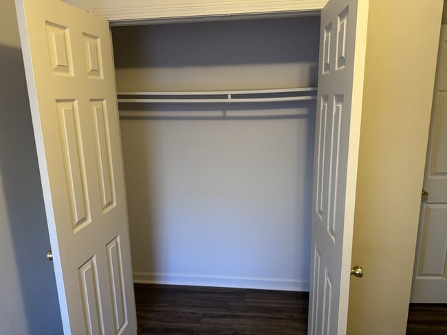 Photo - 3955 Ledbetter Dr