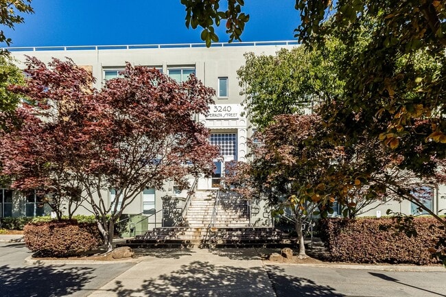 Photo - 2 Bedroom Condo Available In West Clawson Lofts! Unit 10
