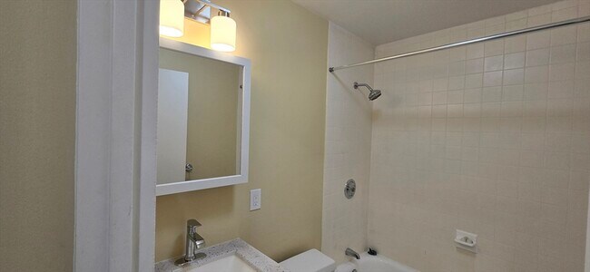 Photo - 44 Washington St Unidad 213