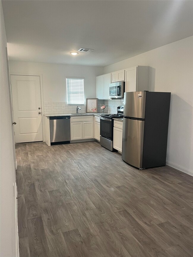 Photo - 9718 Marie Vlg Ct