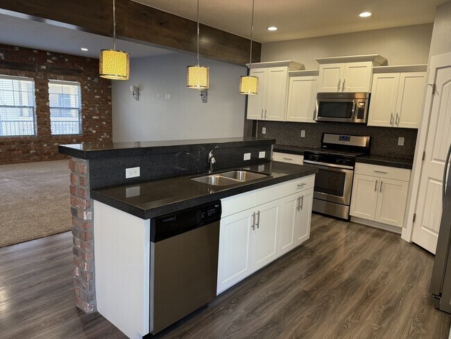 Photo - 5535 W Naples Dr