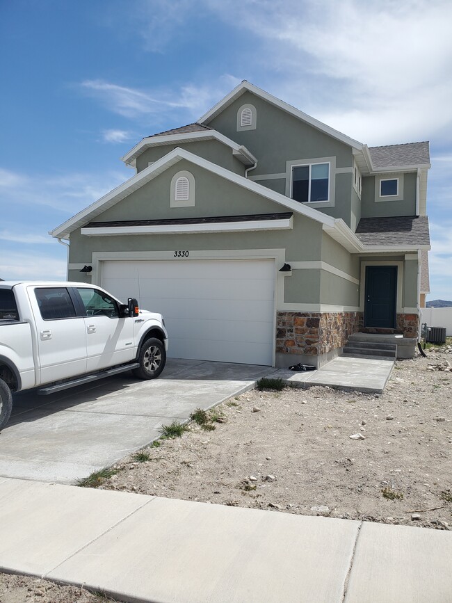 Main House - 3330 E Baywater Unit 1