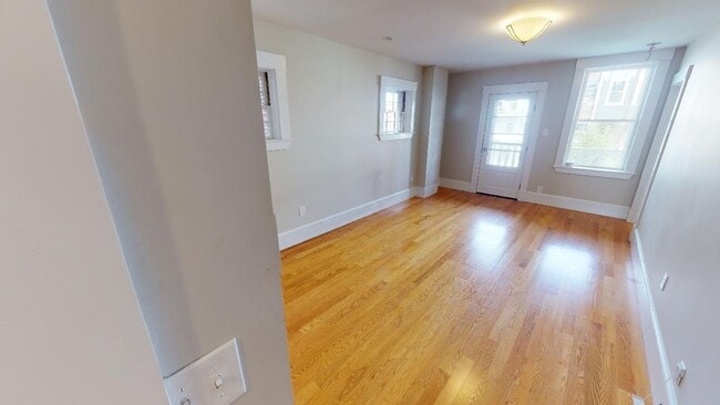 Photo - 38 Frankfort St Unit 3