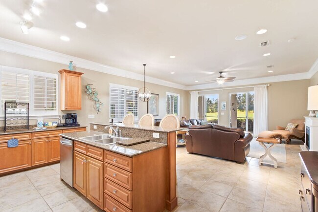 200 Peninsula Blvd Unit SI ID1541228P