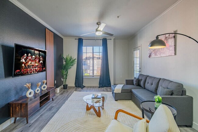 Building Photo - 7455 N 95th Ave Rental