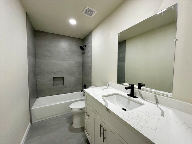 Photo - 9434 Fairland Dr