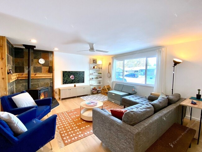 Photo - *Unfurnished* Charming Single-Story 3-Bedroom, 2-Bathroom Rancher with Stunning Yard