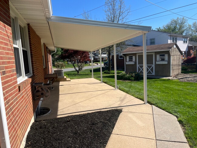 Photo - 2700 Barnsley Rd