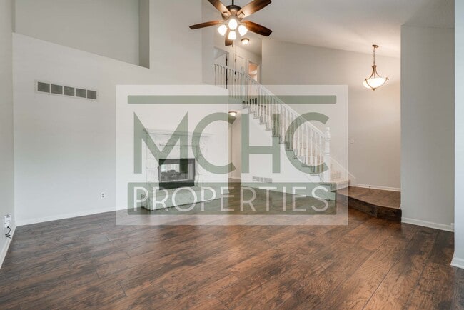 Photo - 15469 Foster