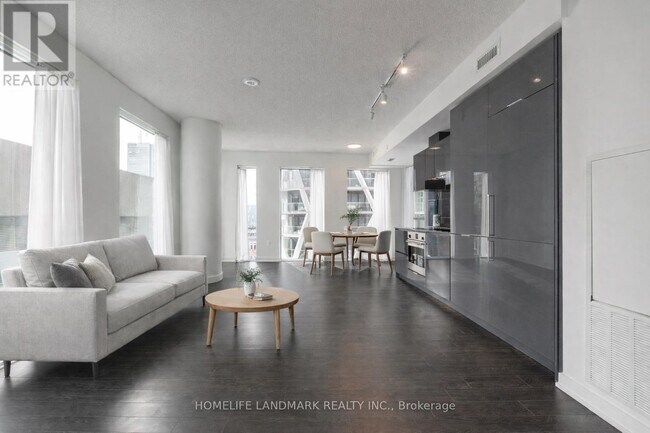 Photo - 238 Simcoe St Unit 3104