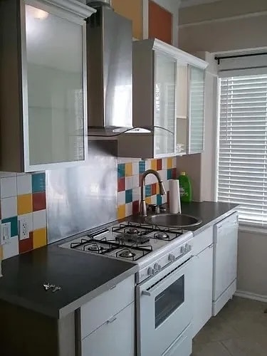 Photo - 433 S Douglas St Unit 3