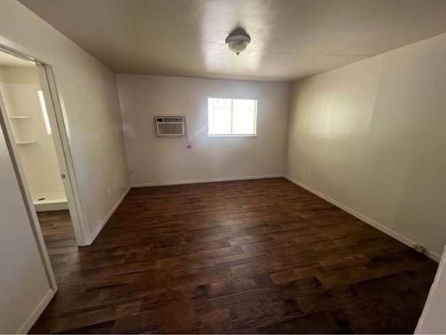 Photo - 712 E Craven Ave Unidad 12