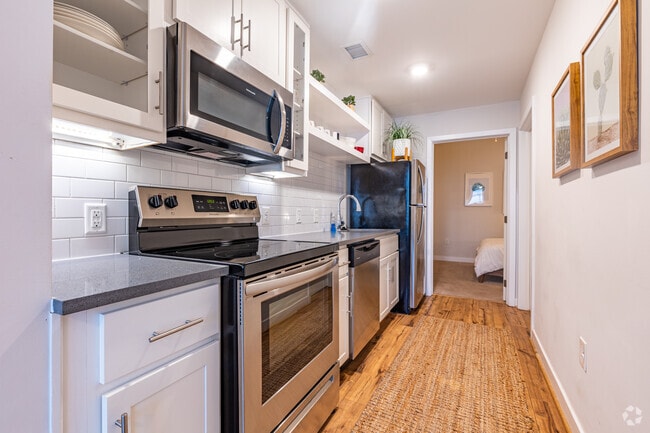 The Falls- 1BR, 1BA - River’s Edge at Manchester