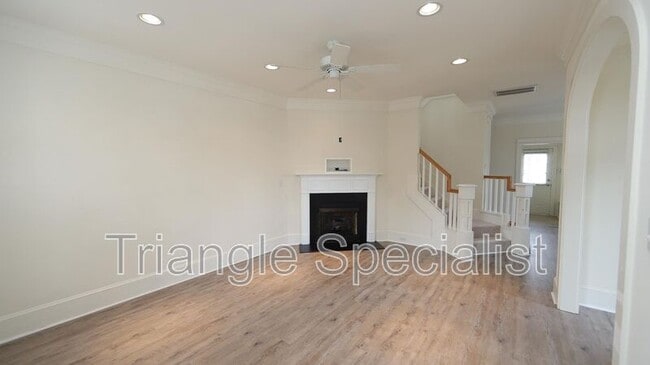 Photo - 100 Honeybee Trce