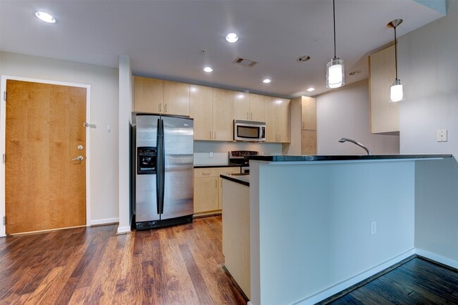 Photo - 5925 Almeda Rd Unit 2214