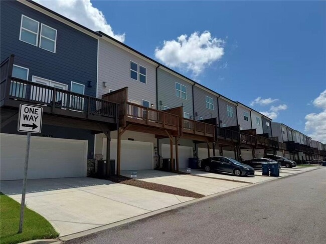 Photo - 2282 Whistler Wy NE