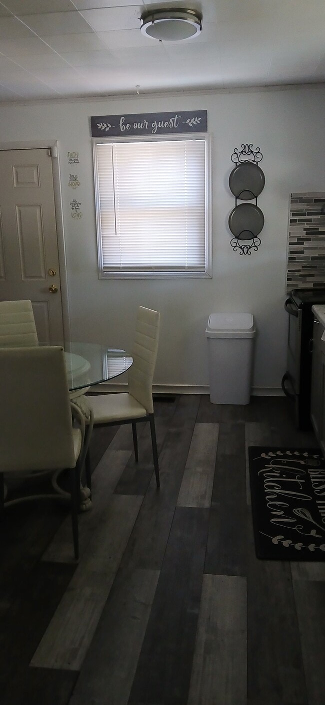 Photo - 2217 N Tibbs Ave