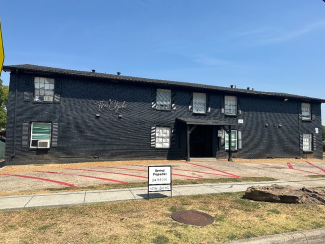 Photo - 409 E 9th St Unidad 103