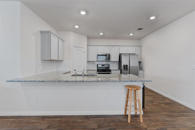 Photo - 301 Brooklyn Dr