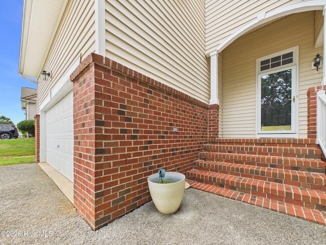 Photo - 5500 Yates Garden Ln