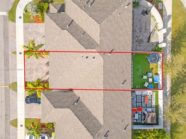 Photo - 809 SE 16th Ct