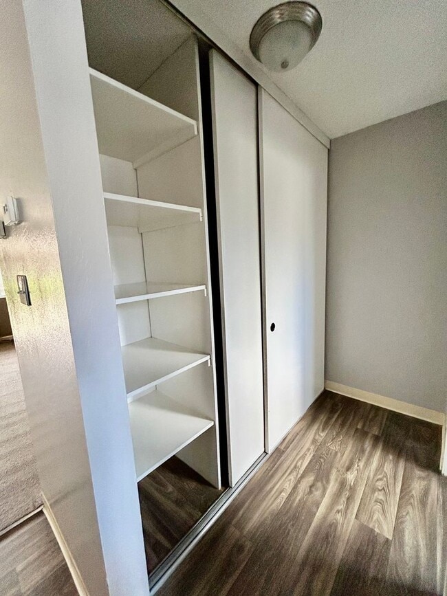 Photo - Spring Glen Apartments