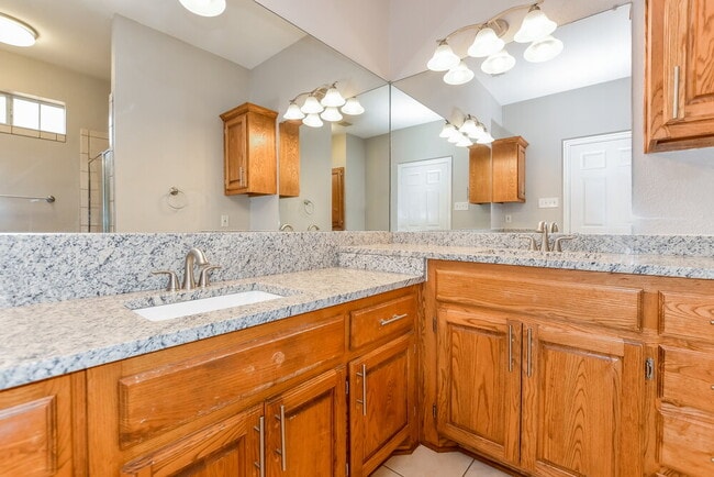 Photo - 116 Stanford St