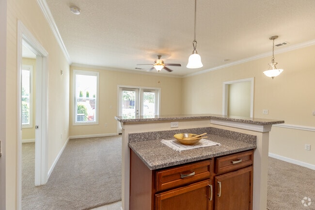 2HAB, 2BA - 983 ft² - Cocina - Palisades of Asheville