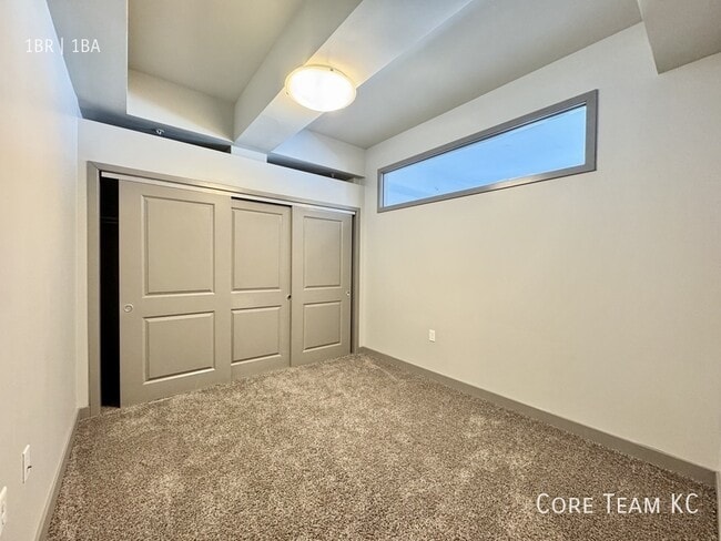 Photo - 306 E 12th St Unidad 510