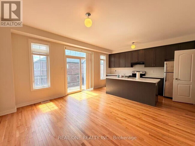 Photo - 115 Beechborough Cres