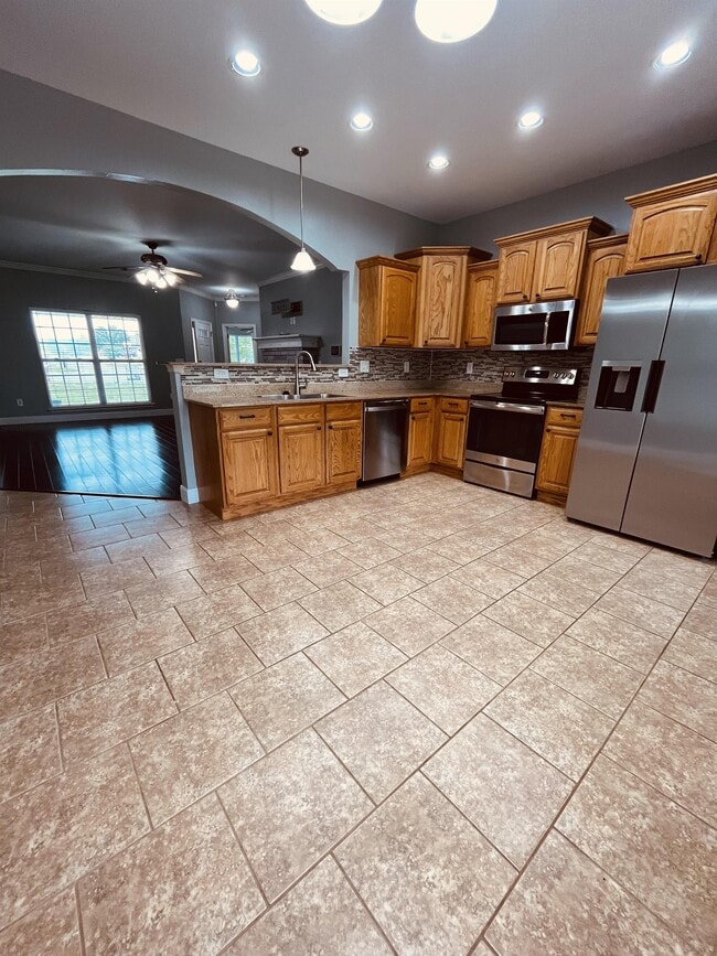 Photo - 1129 Desiree Pl