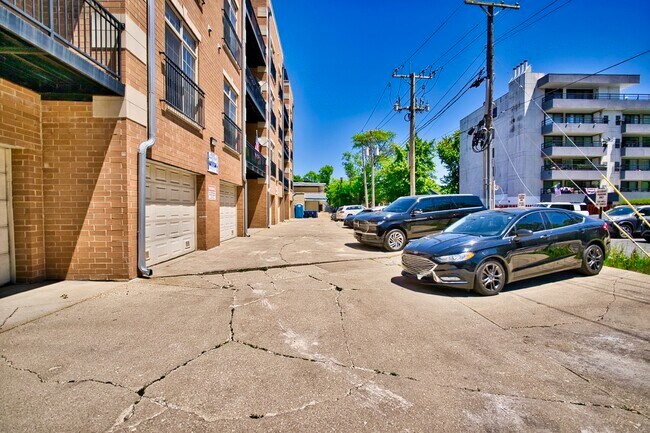 Photo - 6425 W Touhy Ave Unit 3B