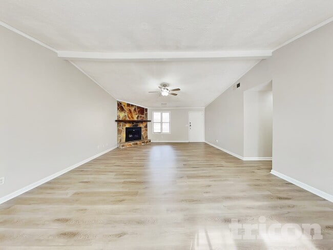 115 Sunnybrook Ln