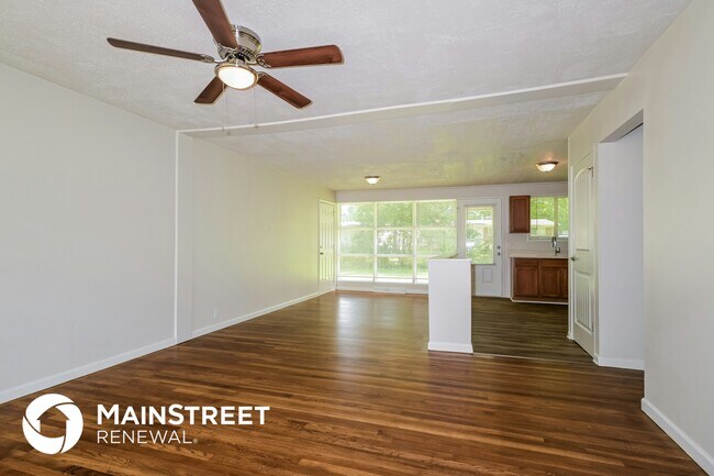 Photo - 10422 Hallwood Dr