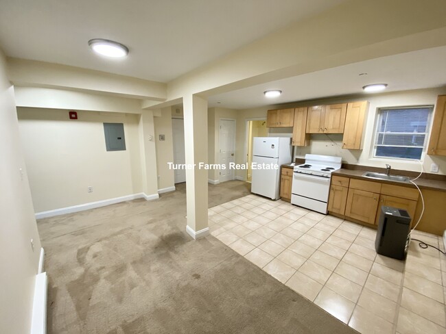 Photo - 882 Huntington Ave Apartments