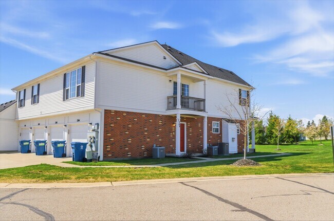 1304 Riversedge Dr