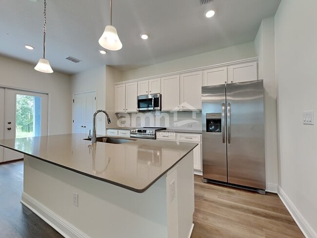 Photo - 27170 St Andrews Ave