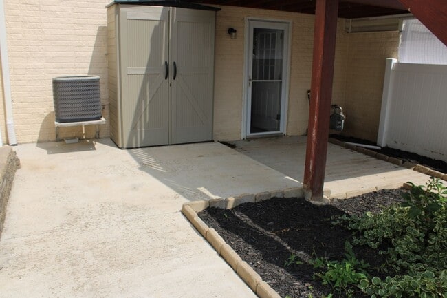 Photo - 1236 Ledge Dr