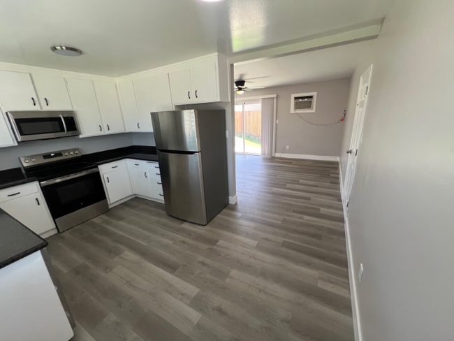 Photo - 803 El Portal Ave